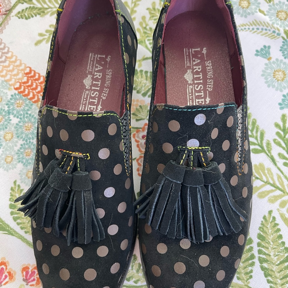 L’Artiste Spring Step Classic Polka Dot Loafer 39